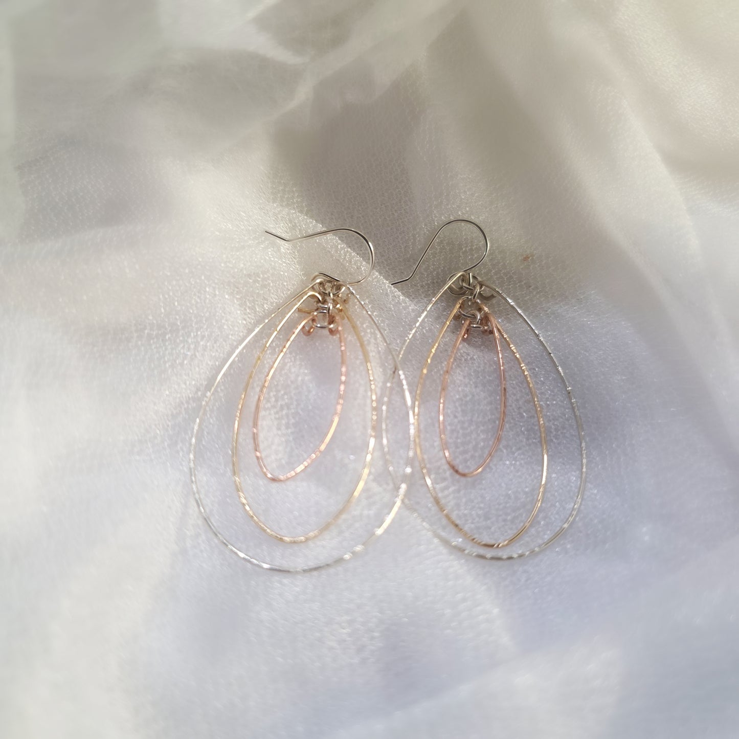 Tri Color Ovals Earrings (Long)