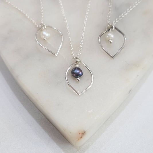 Sleek Marquise Pearl Necklace – Minimal Freshwater Pearl Pendant in Silver or Oxidized Finish