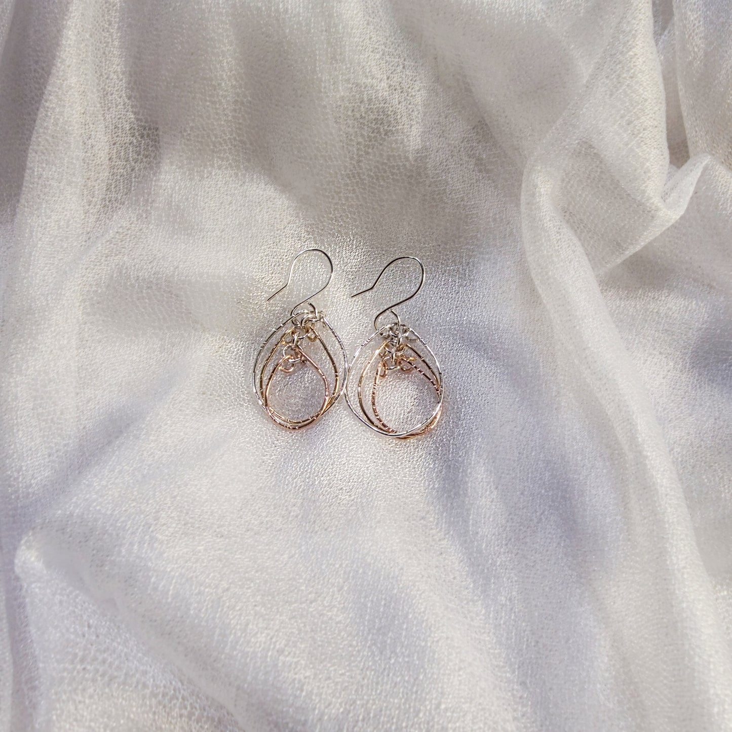 Tri Color Ovals Earrings (Short)