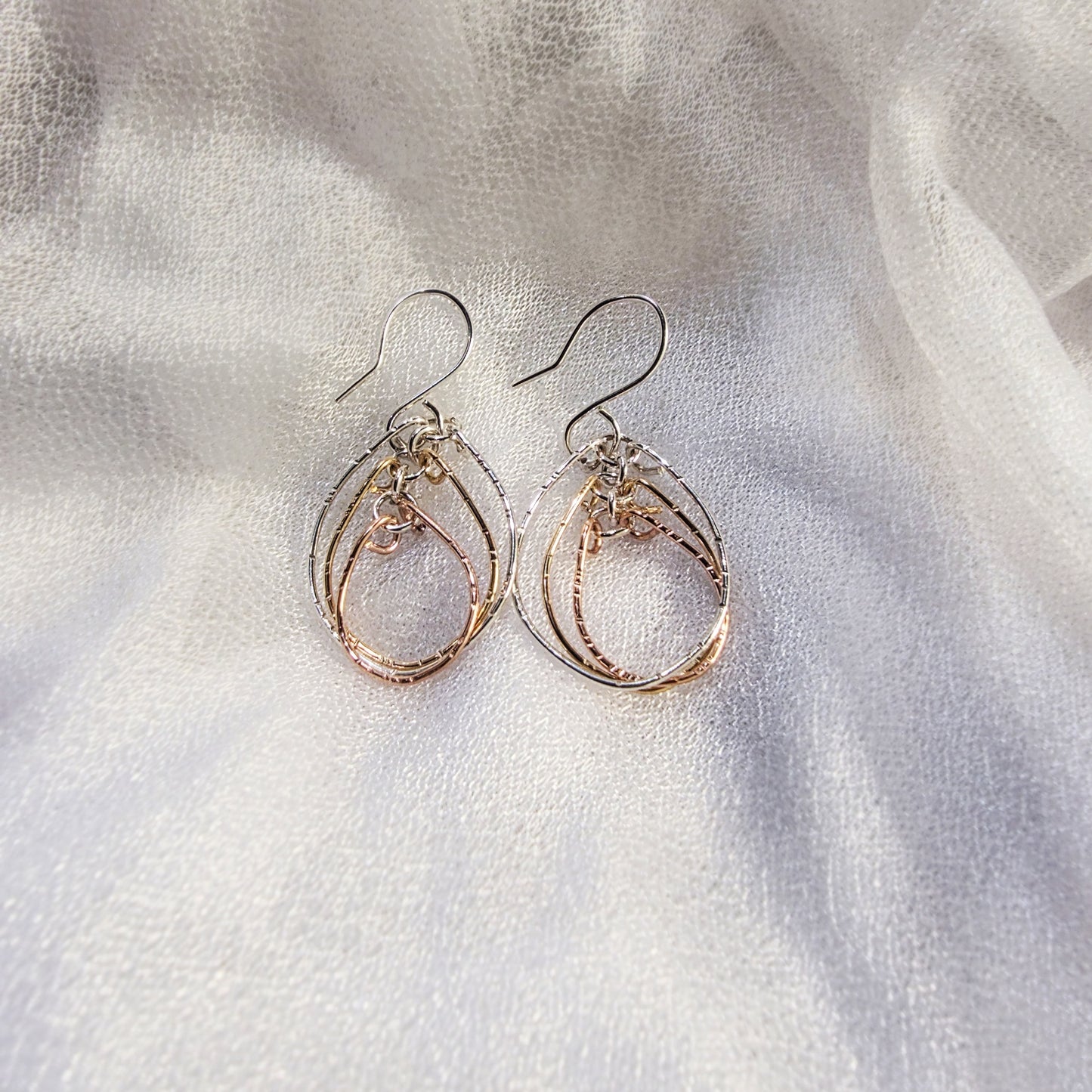 Tri Color Ovals Earrings (Short)