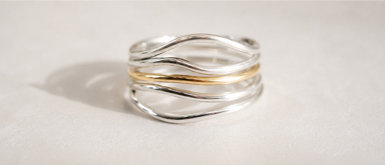 The Lepa Wave Ring