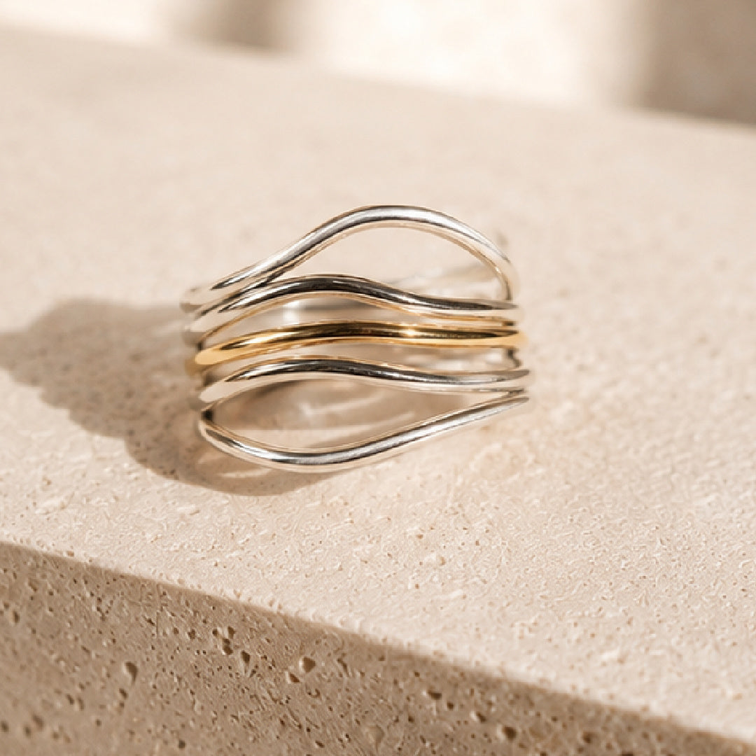 The Lepa Wave Ring